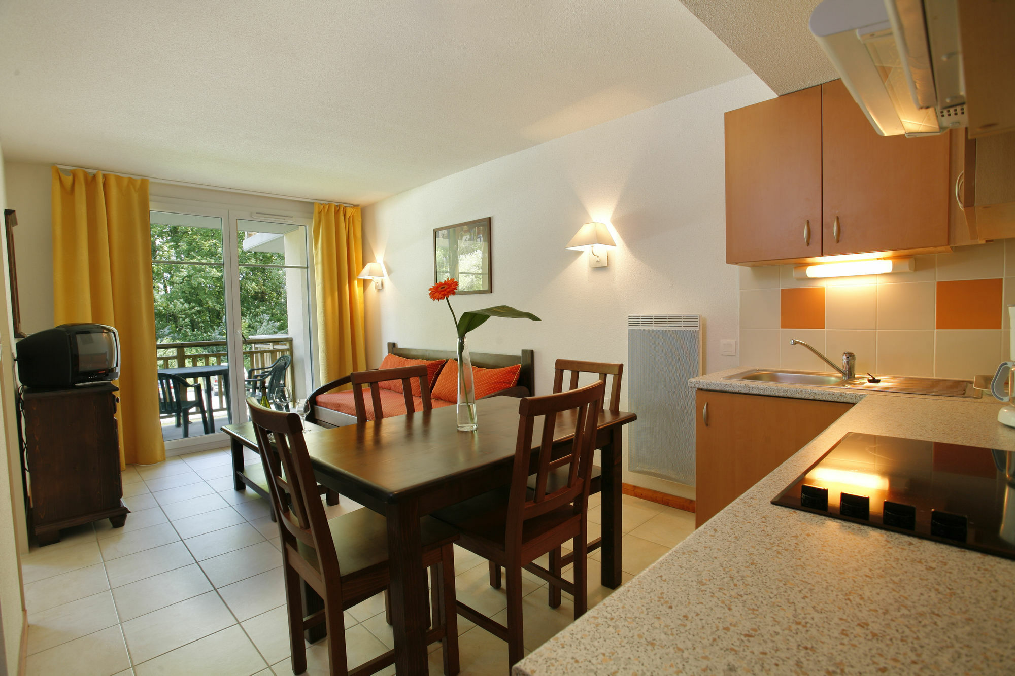 Residence Vtf Les Allees Du Green Levernois Kültér fotó